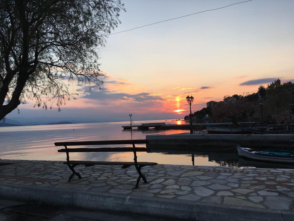 Athina Studios خورتو المظهر الخارجي الصورة